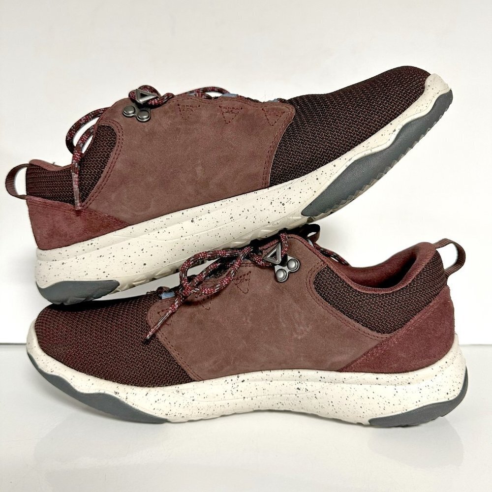 Teva Arrowood Waterproof Hiking Shoe - Picture 7 of 12
